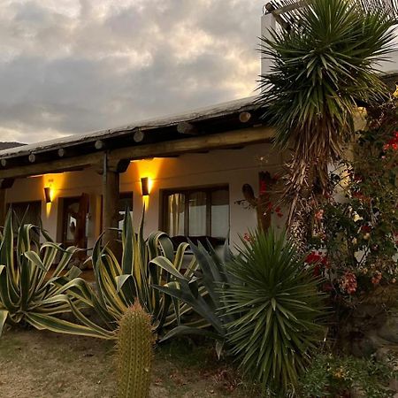 Hotel Texas Cafayate Exterior photo